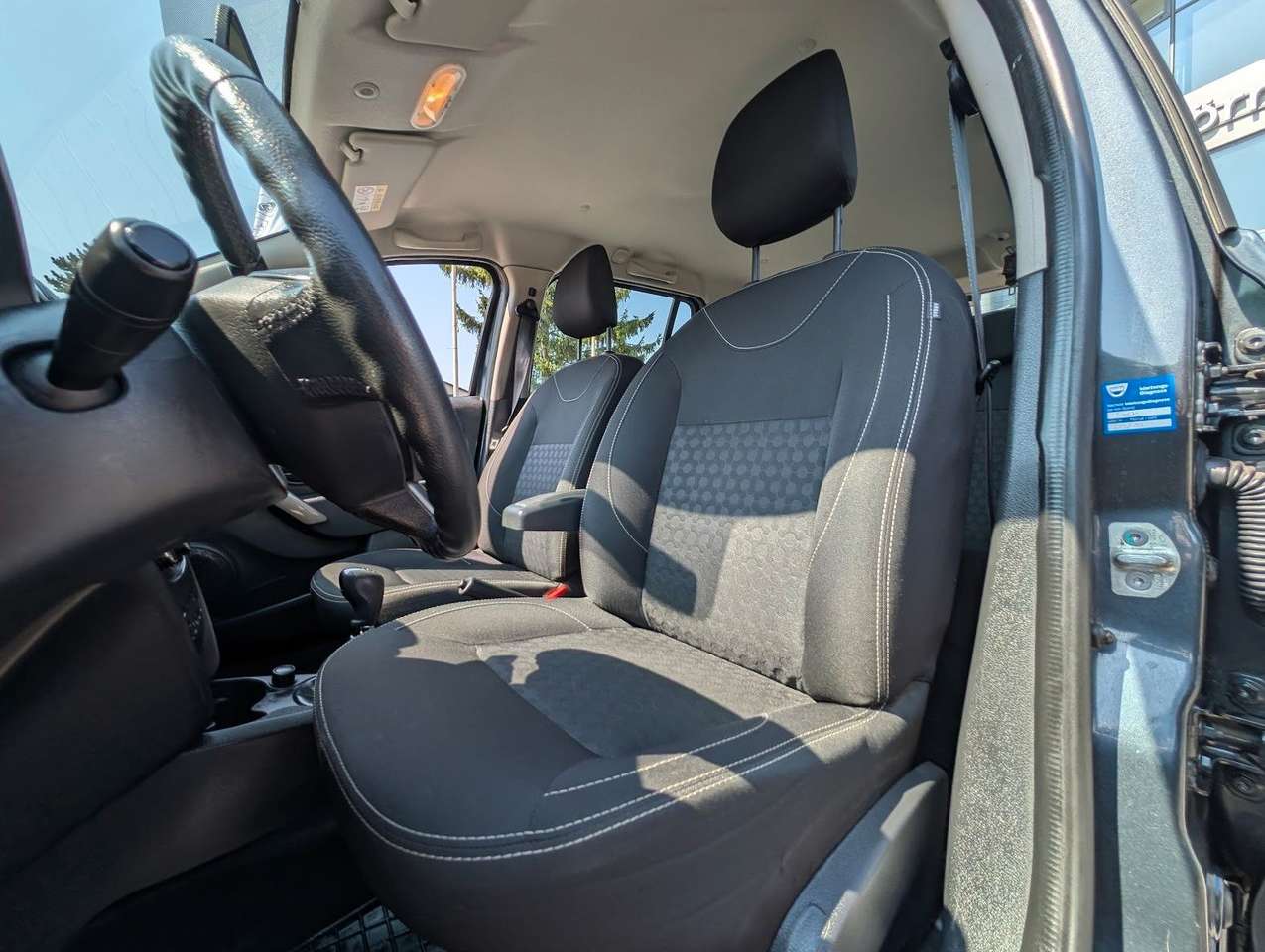 Dacia Logan  MCV II Kombi Laureate AHK. Navi. BT