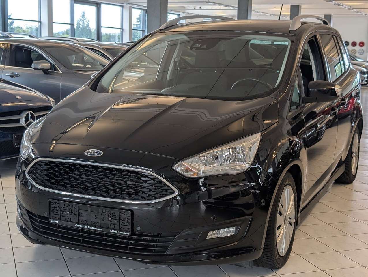 Ford Grand C-Max  Grand Automatik AHK Navi PDC ab 199€
