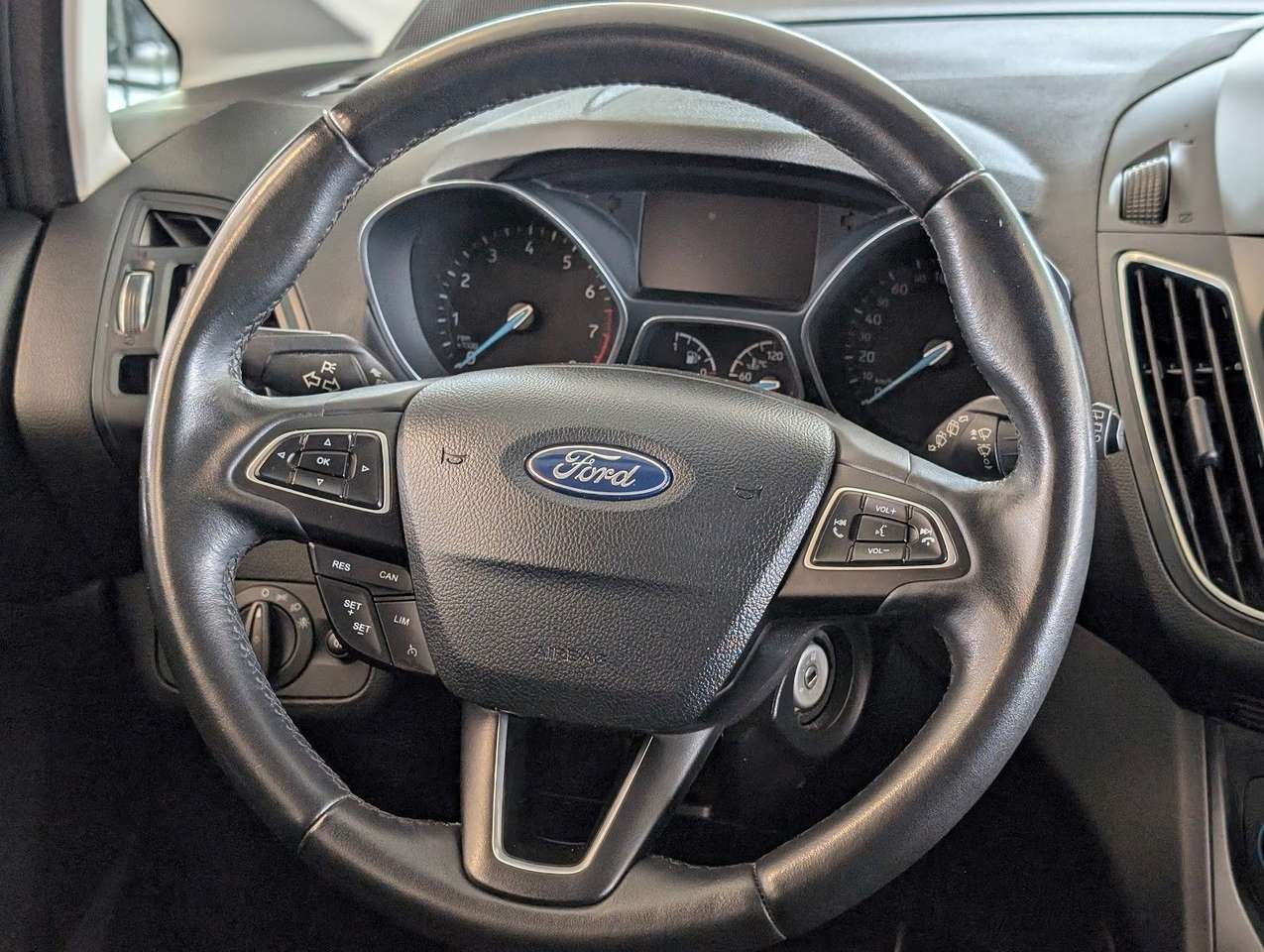 Ford Grand C-Max  Grand Automatik AHK Navi PDC ab 199€