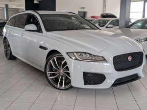 Jaguar XF  25d AWD SB R-SportBlackPackChequeredFlag