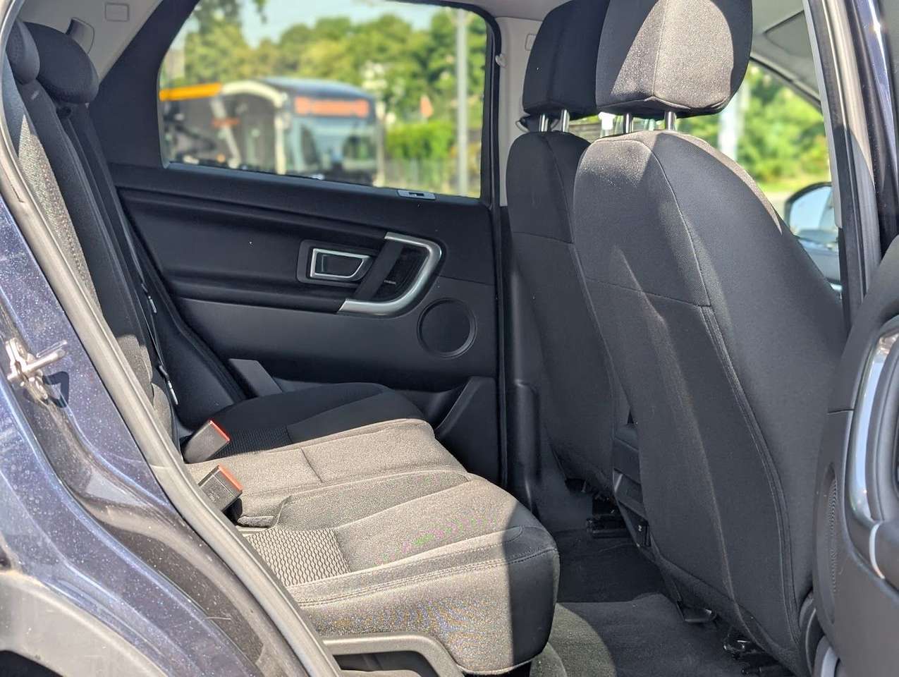 Land Rover Discovery Sport  SE AWD Bi-Xenon LED 9G Automatik