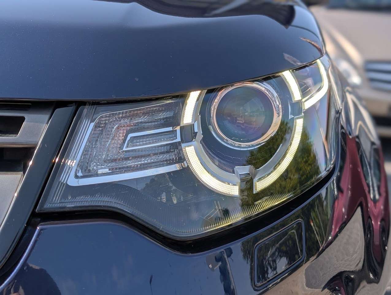 Land Rover Discovery Sport  SE AWD Bi-Xenon LED 9G Automatik