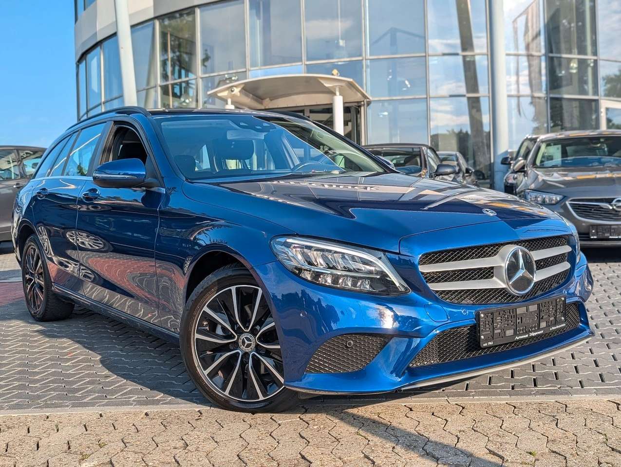 Mercedes-Benz C 180  C180d 9G Automatik LED NAVI DAB