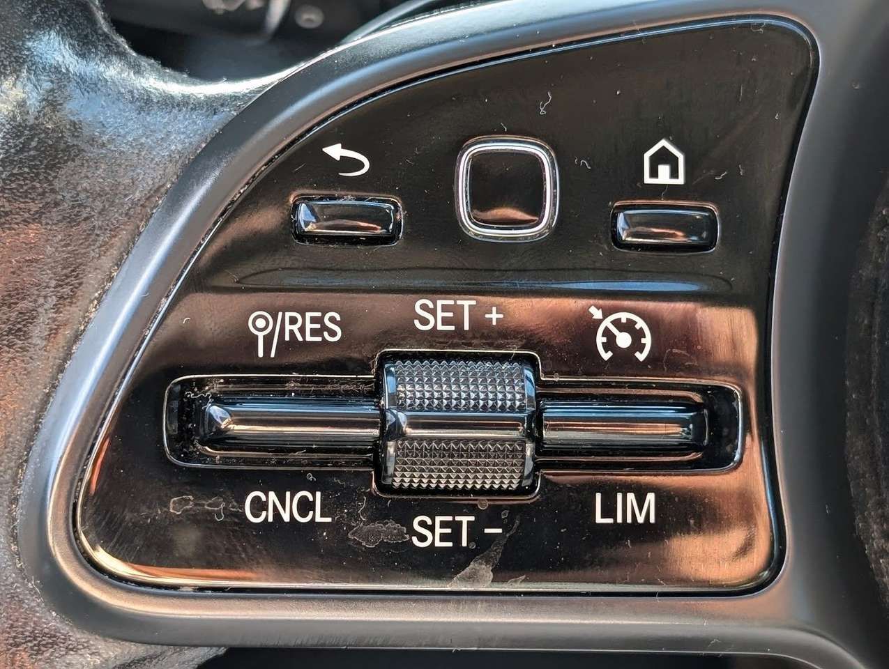 Mercedes-Benz C 180  C180d 9G Automatik LED NAVI DAB