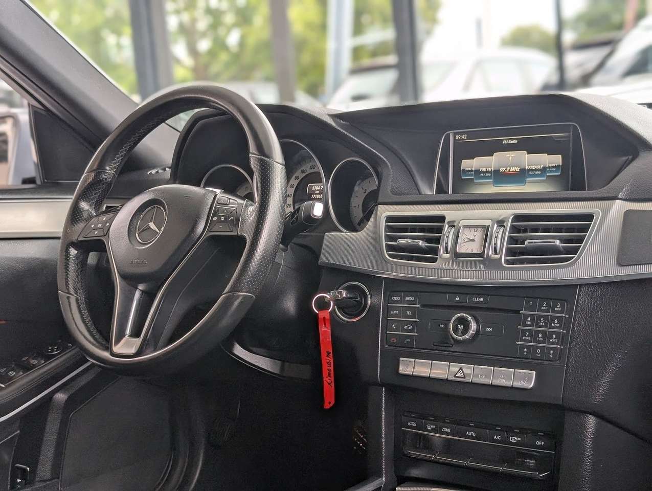 Mercedes-Benz E 200  E200 Avantgarde Leder LED PDC Navi ab 149€/Monat