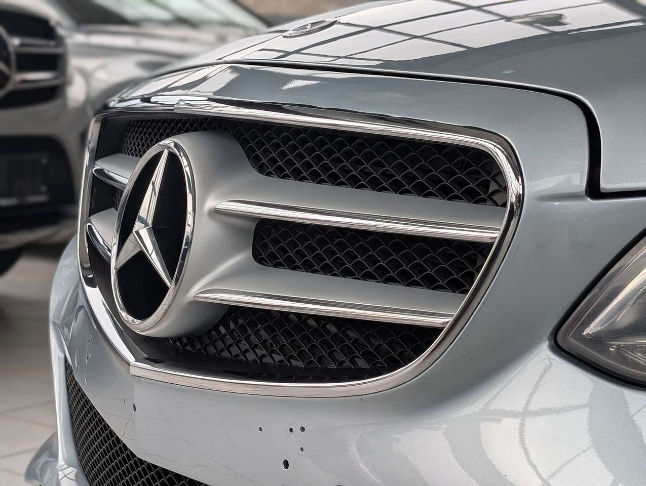 Mercedes-Benz E 200  E200 Avantgarde Leder LED PDC Navi ab 149€/Monat