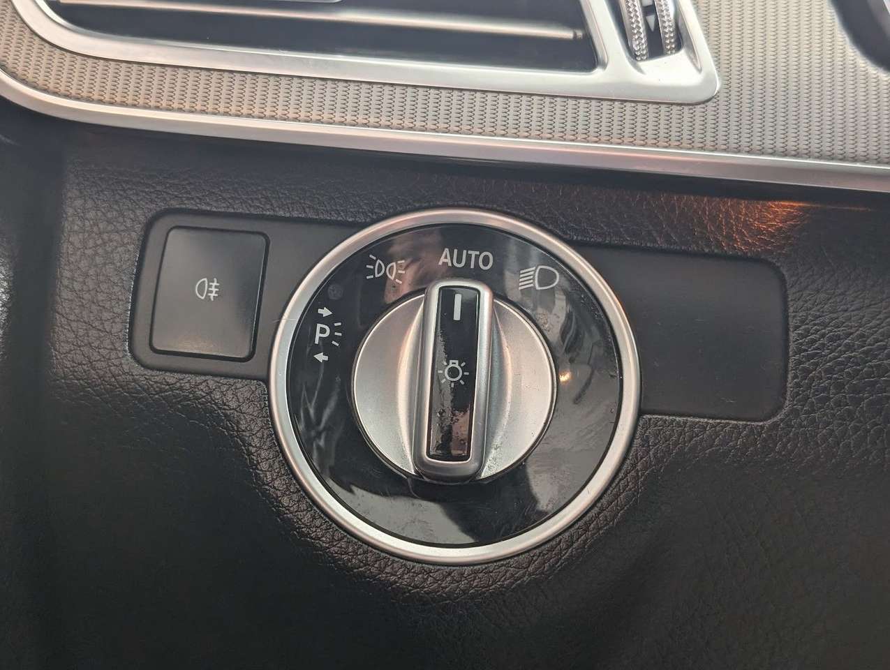 Mercedes-Benz E 200  E200 Avantgarde Leder LED PDC Navi ab 149€/Monat