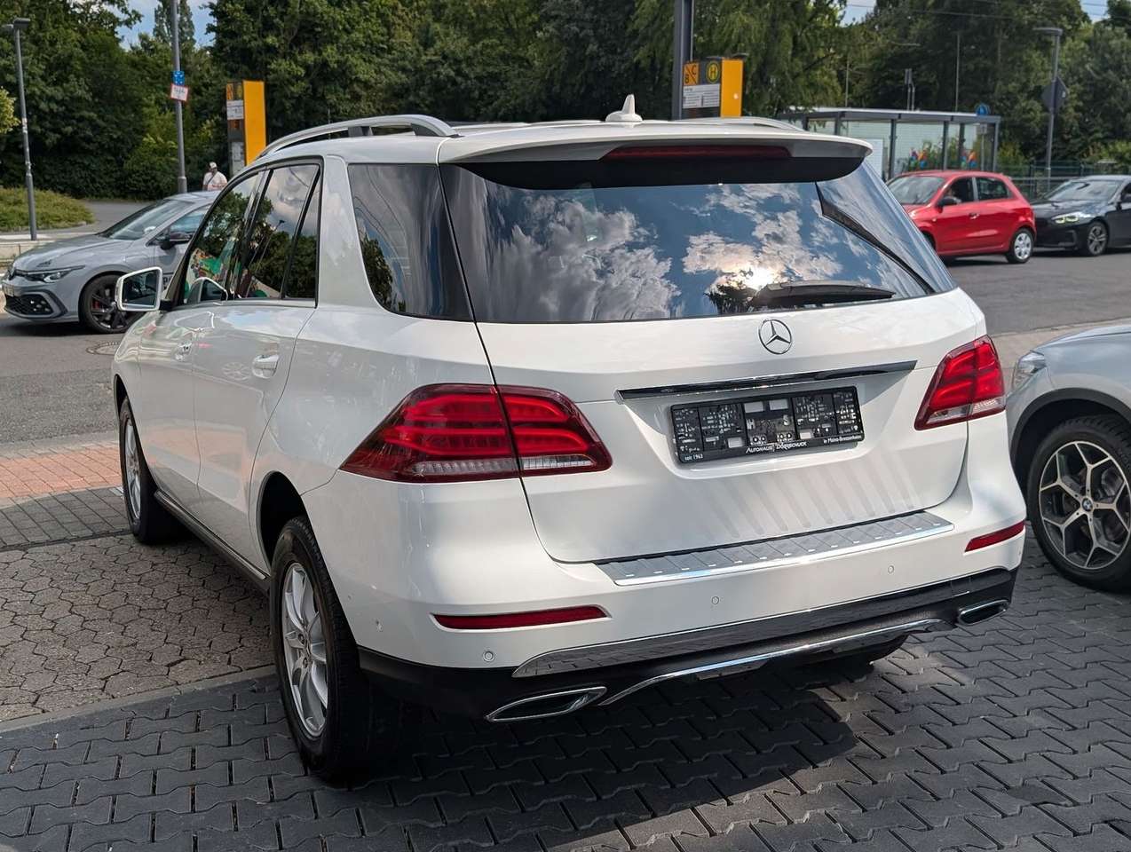 Mercedes-Benz GLE 250  d 4Matic Navi. RFK. Sitzh. AHK. BT
