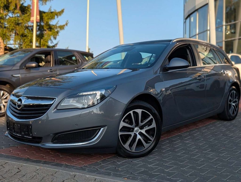 Opel Insignia  A Sports Tourer Business Edition