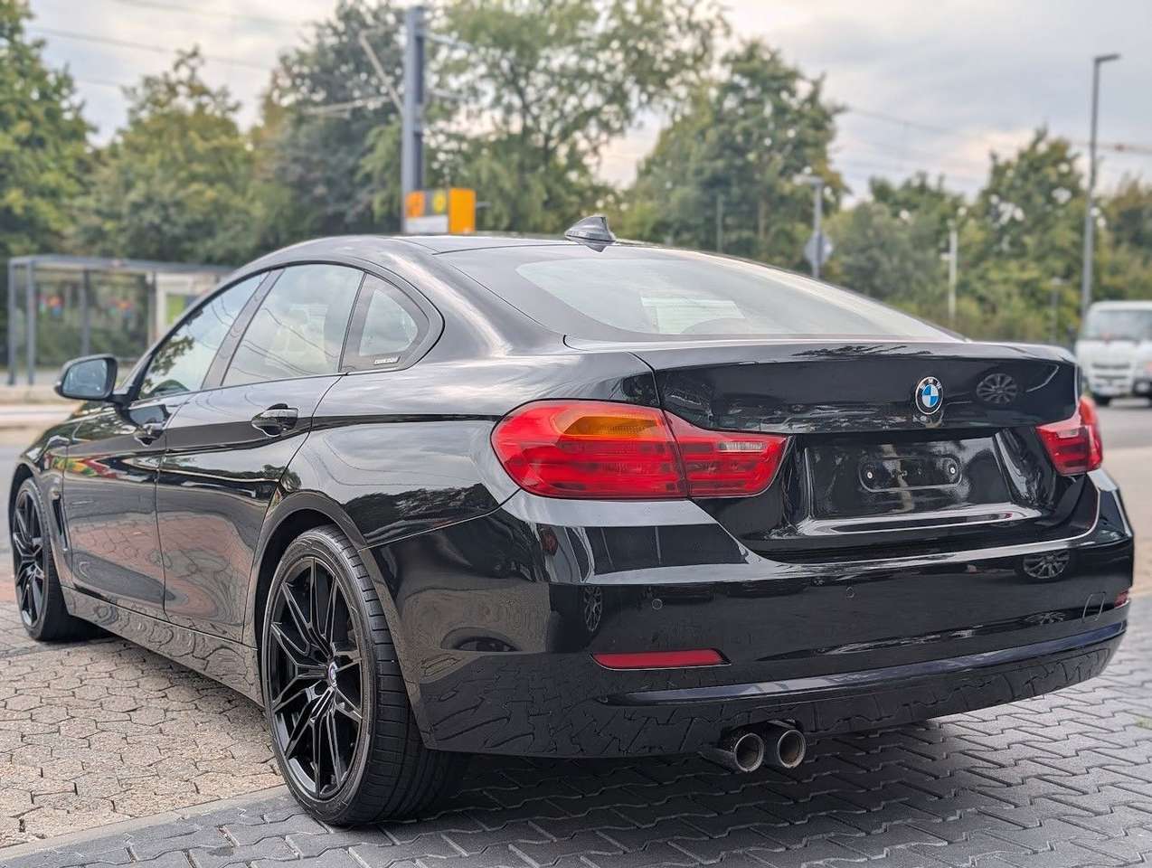 BMW 420  d Gran Coupe Sport Line *NAVI*LEDER*SHD*