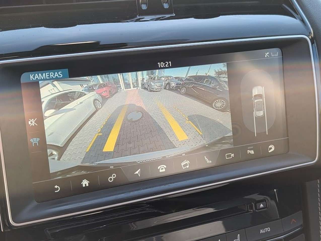 Jaguar F-Pace  F-PACE R-Sport AWD 4×4 Sitzh. Navi. RFK. Bi-Xeno