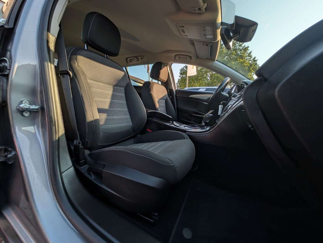 Opel Insignia  A Sports Tourer Business Edition