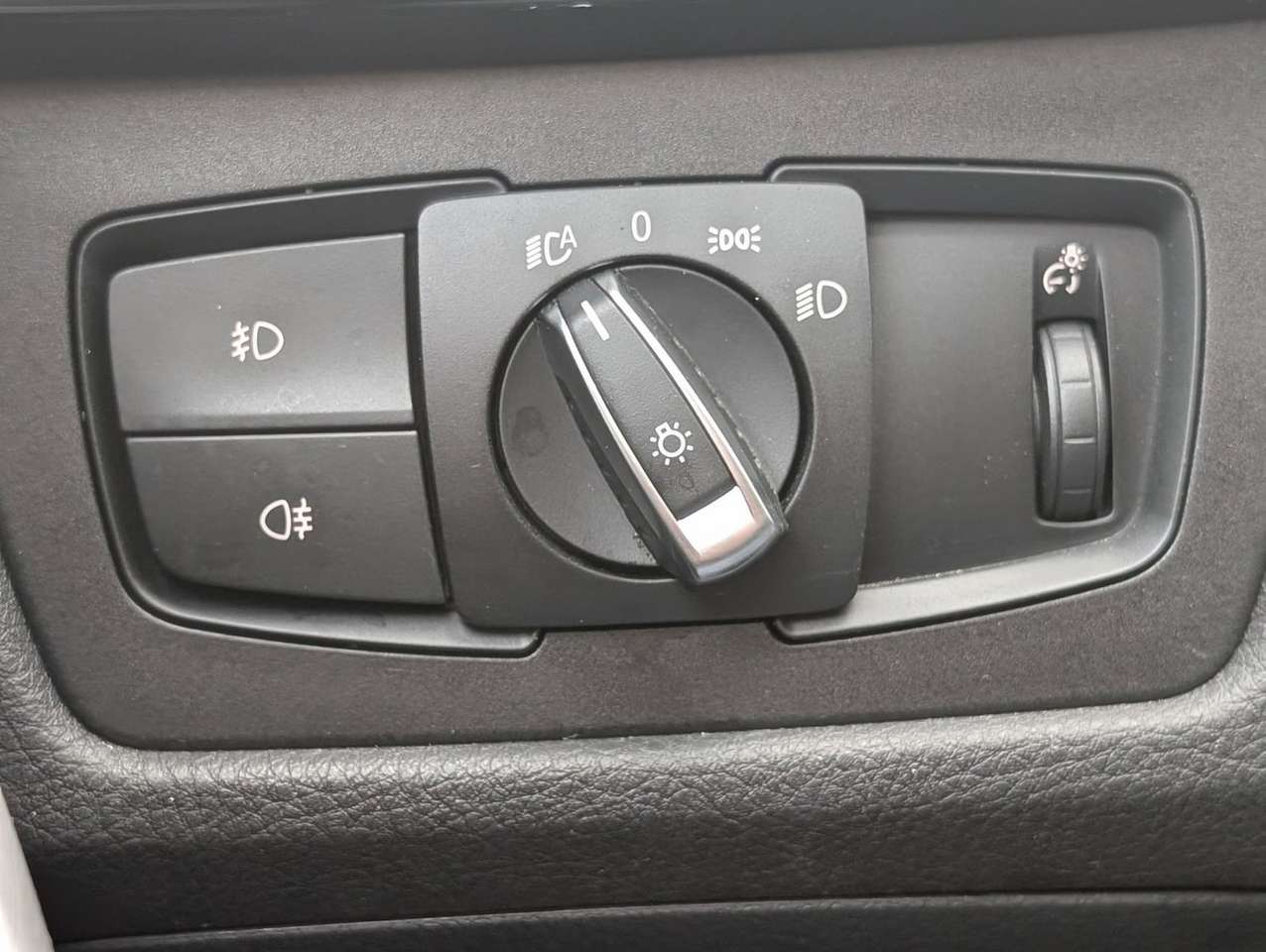 BMW 318  d Touring M Sport *LEDER*NAVI PRO*LED*AUT*
