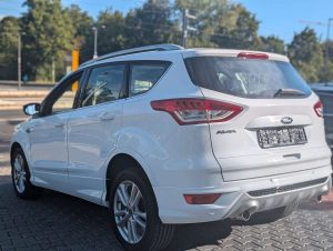 Ford Kuga  Individual Automatik BiXenon Panorama Leder