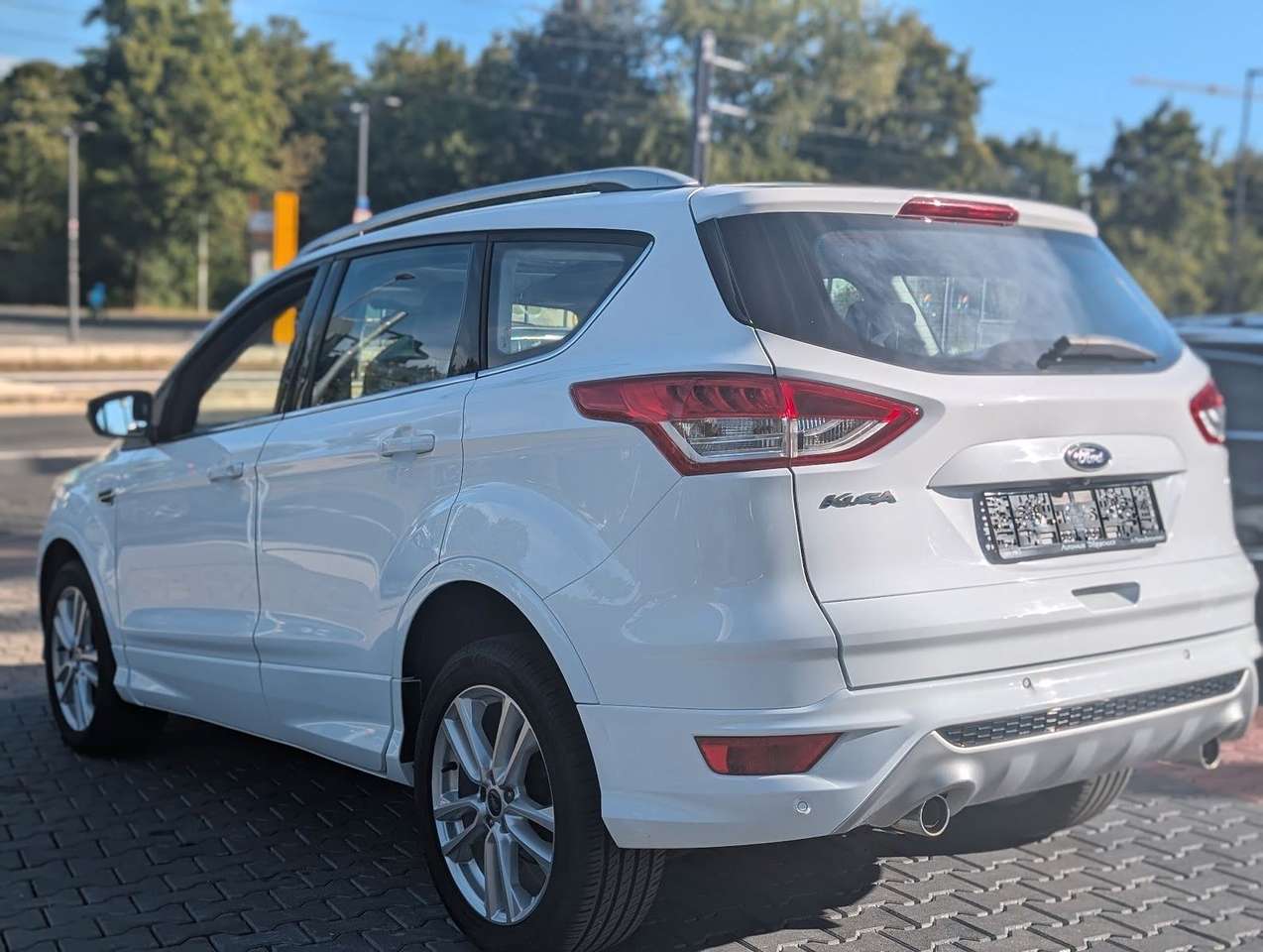 Ford Kuga  Individual Automatik BiXenon Panorama Leder
