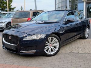 Jaguar XF  20d Portfolio 8G LED NAVI LEDER KAMERA ab199€