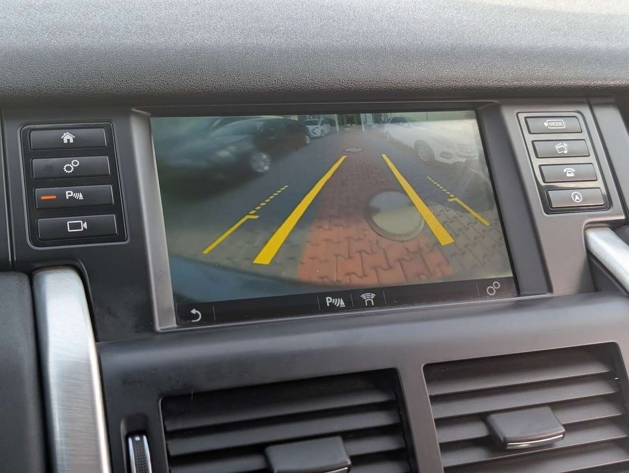 Land Rover Discovery Sport  SE AWD Sitzh. RFK. Klimaaut.Temp