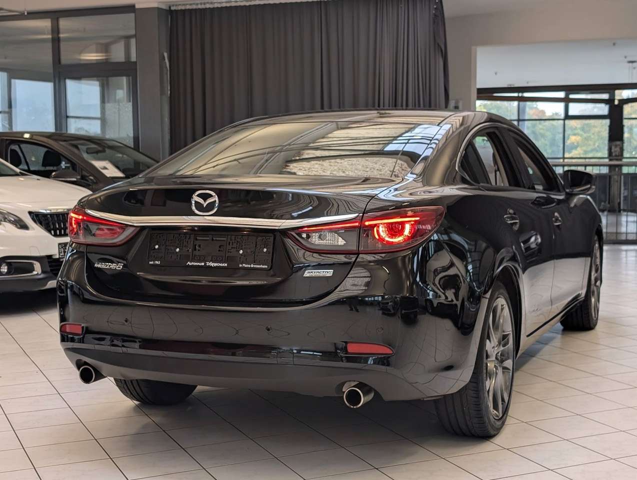 Mazda 6  Mazda 6 2.2 Turbodiesel Sports-Line