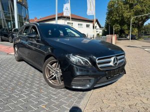 Mercedes-Benz E 220  d 4Matic AMG-LINE. 1 Hand. Navi. Sitzh.