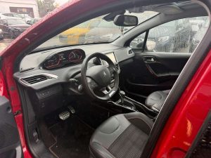 Peugeot 2008  GT Line*AUTOMATIK*NAVI*PANO*PDC*KAMERA