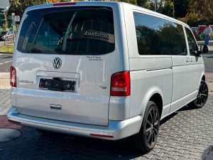 Volkswagen T5 Caravelle  2.0 TDI 8-Sitzer Klima PDC Automati